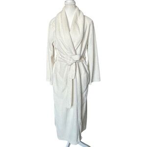 Secret Treasures Women’s Ivory Robe M